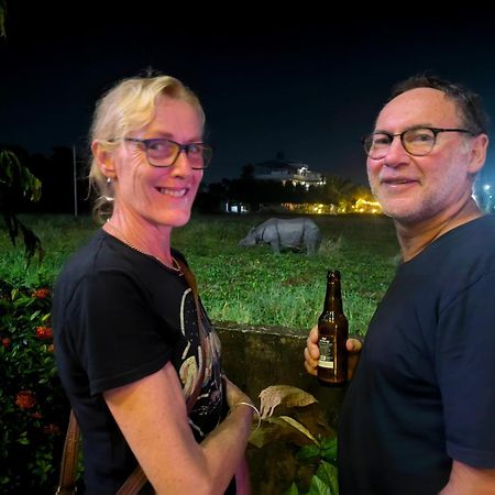 Hotel National Park- A Peaceful Family Home Where You Can Stay Peace And Enjoy And Organize The Wildlife Safari Chitwan Exterior foto