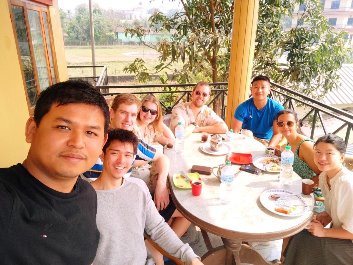 Hotel National Park- A Peaceful Family Home Where You Can Stay Peace And Enjoy And Organize The Wildlife Safari Chitwan Exterior foto